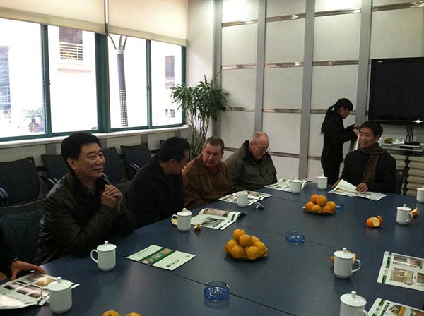 美國(guó)密蘇里州富爾頓市市長(zhǎng)里若得·本頓